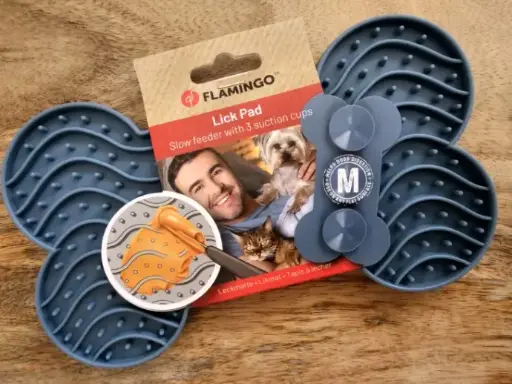 Tapis à lécher Yummee bleu taille M
